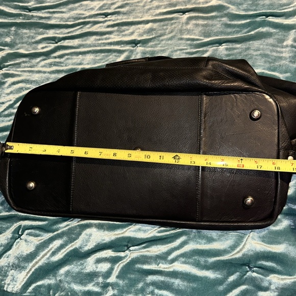 Bugatti Genuine Leather Bag Columbia - Picture 15 of 16